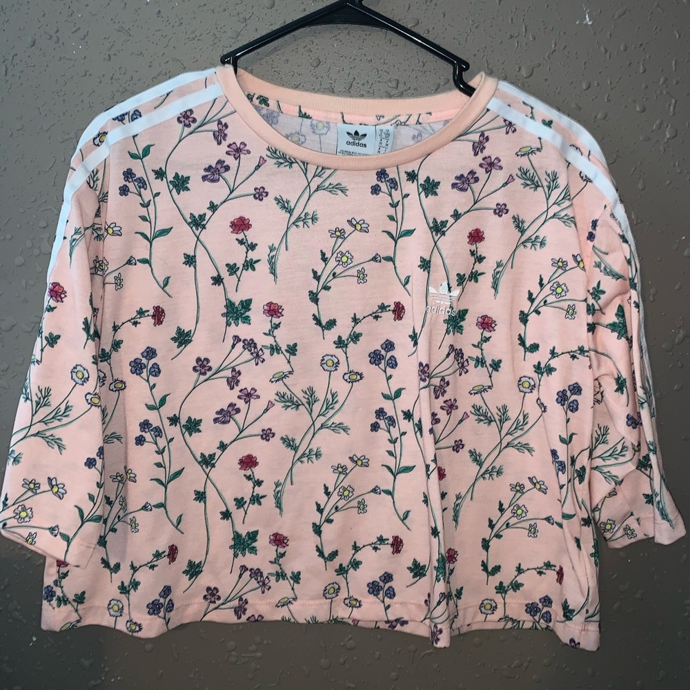 SOLD ❌Adidas shirt